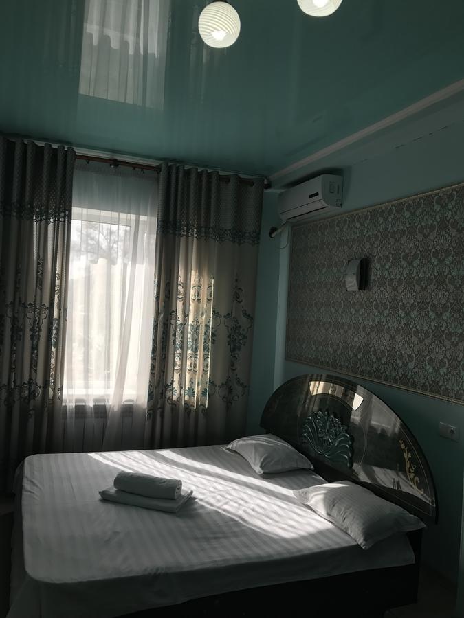 Hotel Prestizh Taraz Zewnętrze zdjęcie
