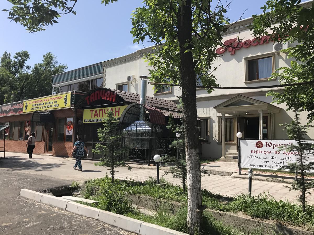 Hotel Prestizh Taraz Zewnętrze zdjęcie