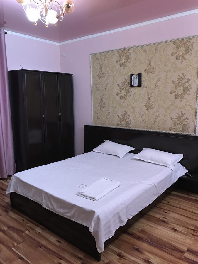 Hotel Prestizh Taraz Zewnętrze zdjęcie